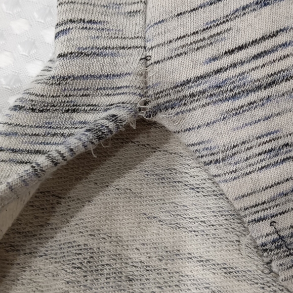 Free planet firm fitting hoody. Large - Picture 4 of 5